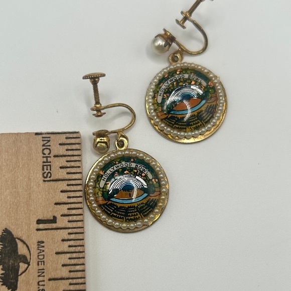 Rare Hollywood Bowl Pearl Drop Painting Earrings​​ - Picture 9 of 11